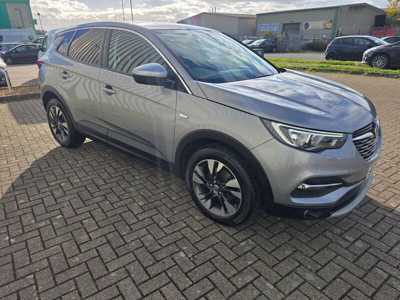 VAUXHALL GRANDLAND X